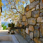 Paparouna Villa Patitiri