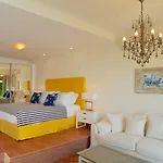 Paparouna Villa