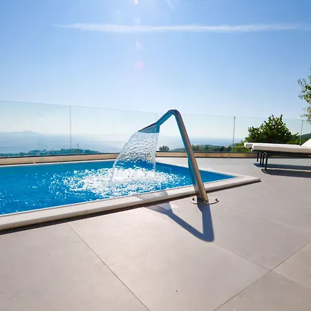 Paparouna ヴィラ *