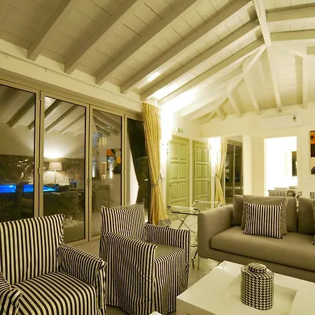 Paparouna ヴィラ パティティリ