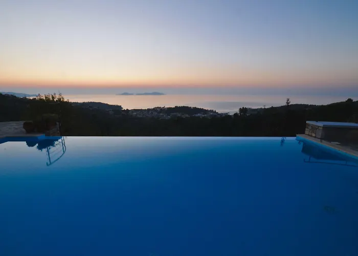 Paparouna Villa Patitiri