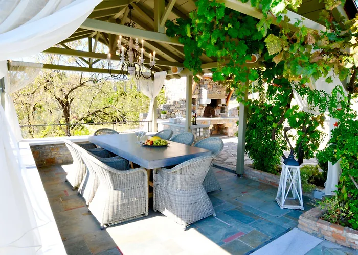 Paparouna Villa Patitiri