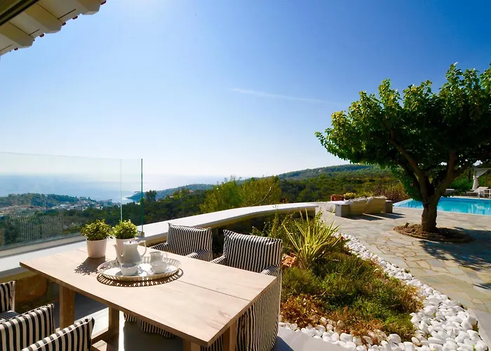 Paparouna Villa Patitiri